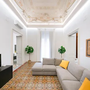 Mirone - Centro Apartment Catania